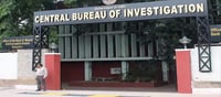 सीबीआई ने अभिजीत सरकार की मौत के मामले में अपनी चार्जशीट में 20 लोगों को नामजद किया है